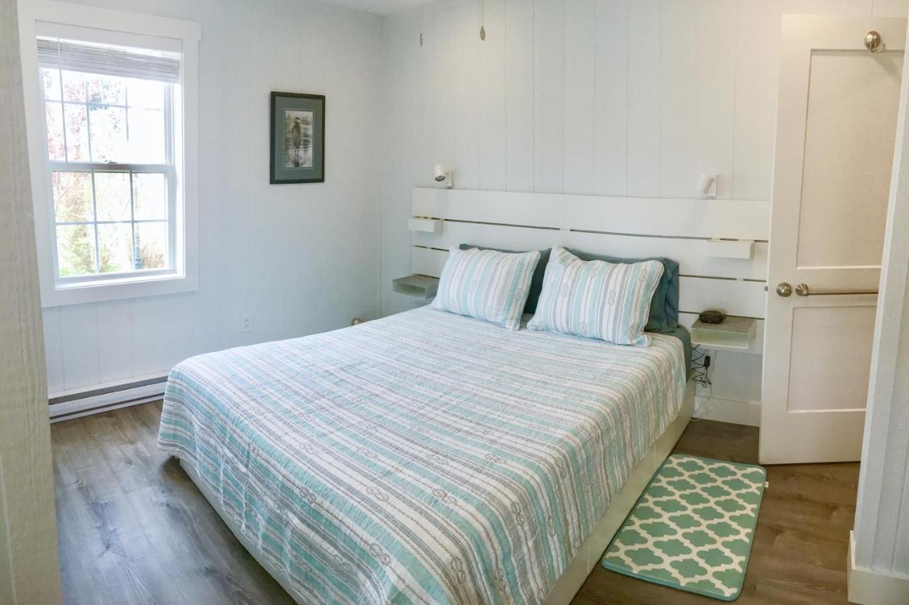 Larinda'S Landing Oceanfront Cottages Halifax Exterior foto