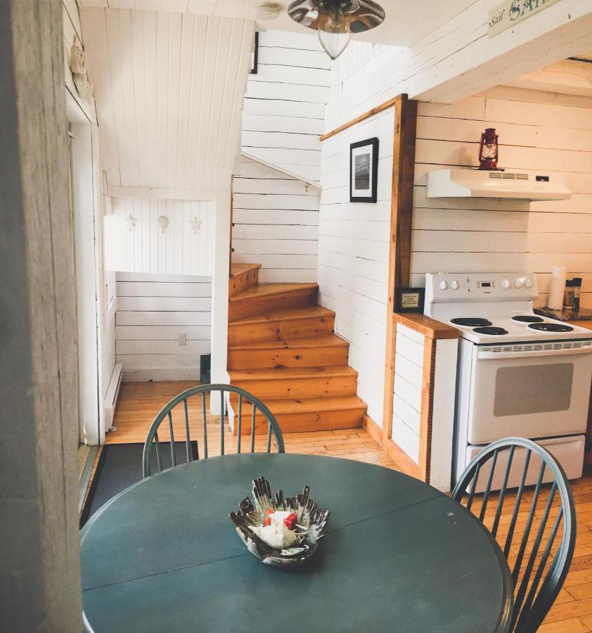 Larinda'S Landing Oceanfront Cottages Halifax Exterior foto